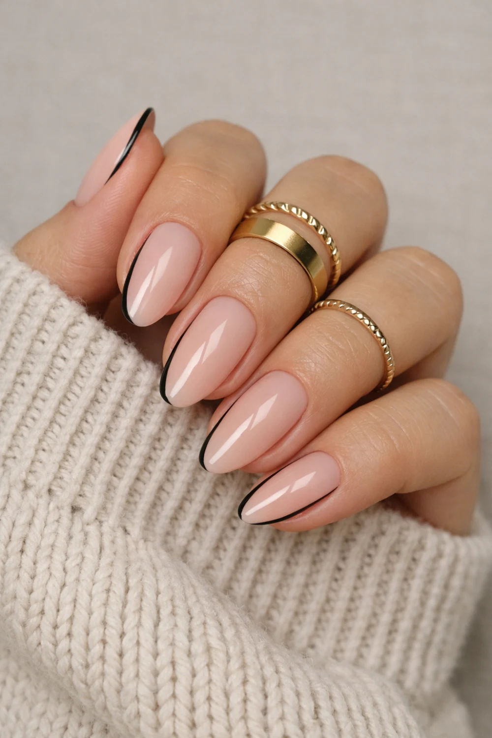 Black Sliver Nails