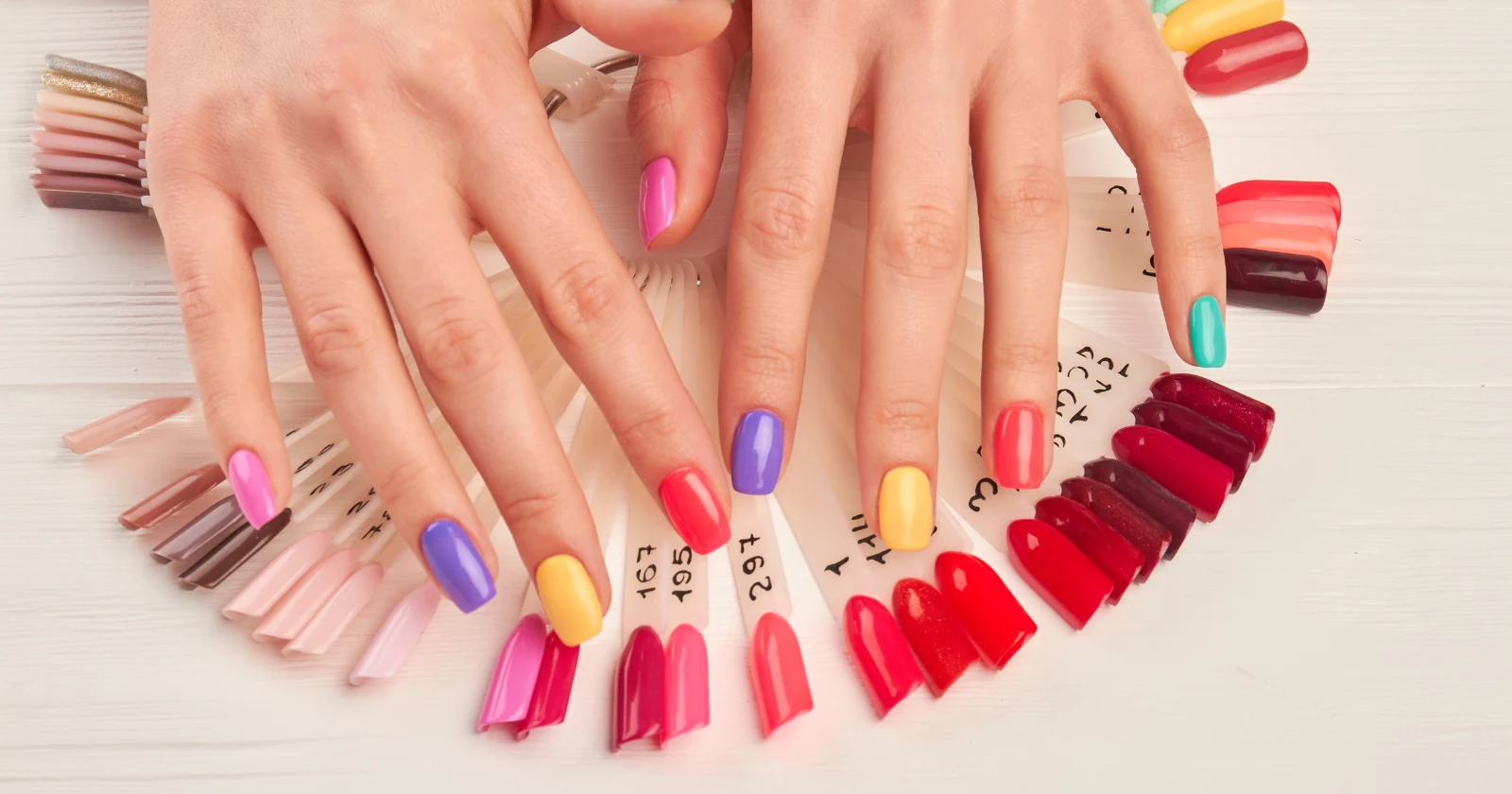 15 Beautiful March Nail Designs to Try This Season