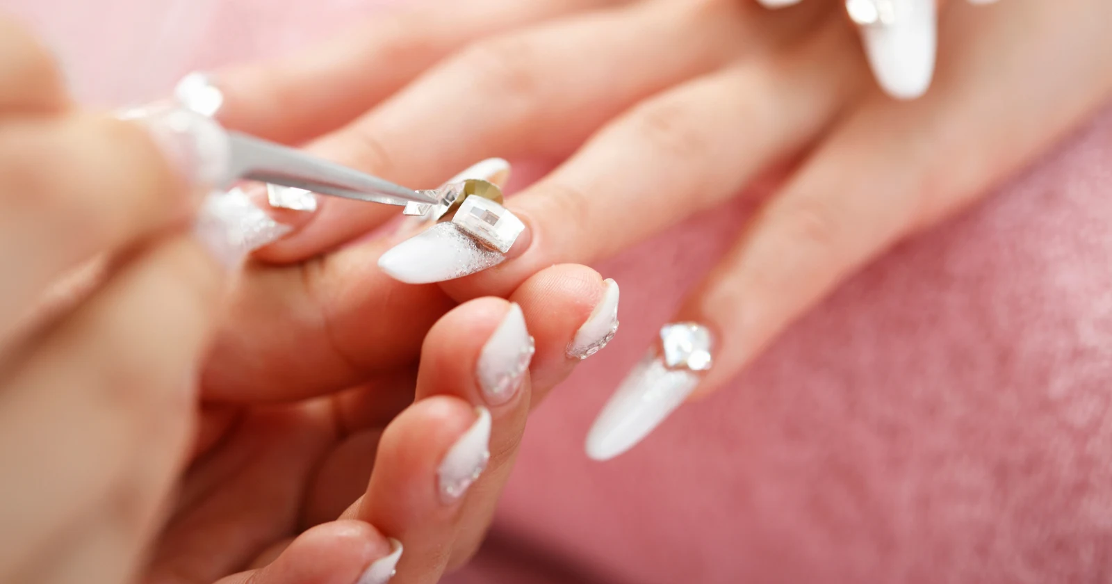 15 Euphoria Nail Ideas with Spikes, Studs & Glitter