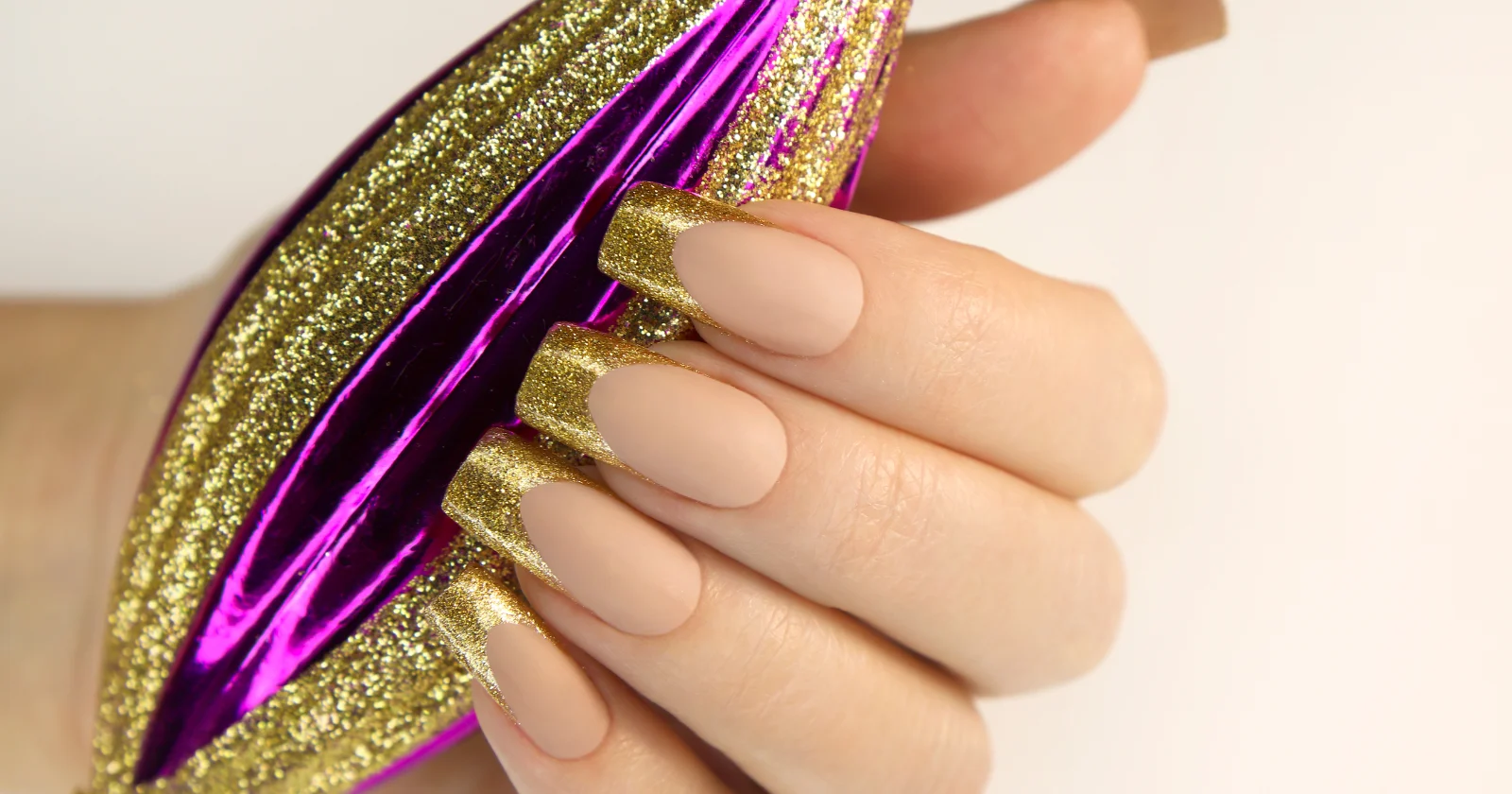 21 Gold French Mani Ideas to Elevate Your Nail Art