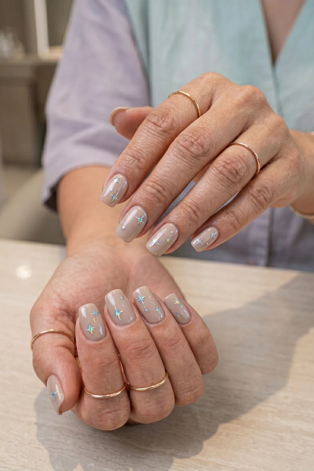 Minimal Star Accent Nails