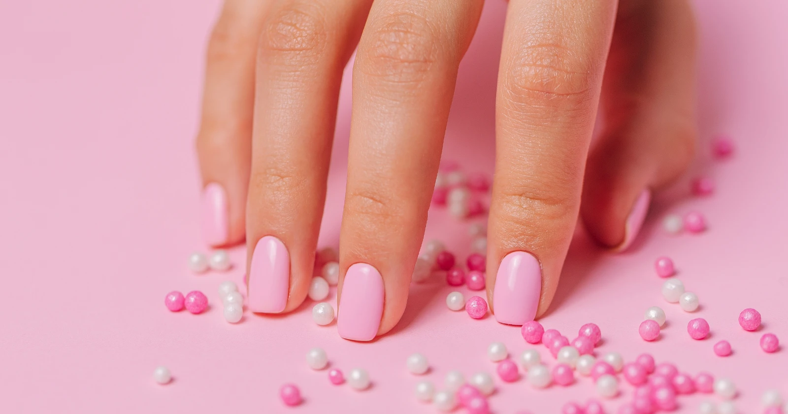19 Strawberry Milk Nail Ideas for a Soft, Glossy & Dreamy Spring Manicure